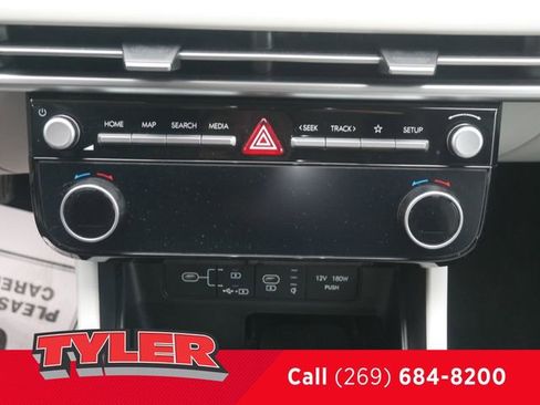 Used 2025 Hyundai Tucson SEL image 32