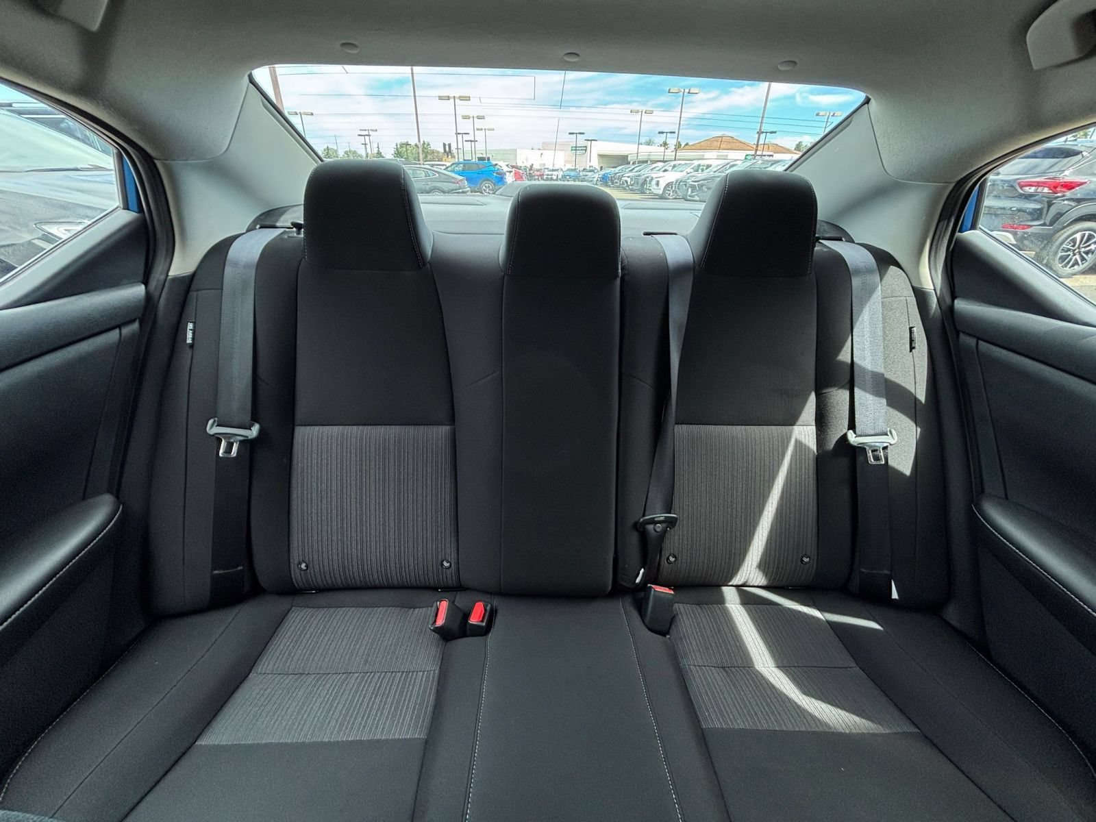 Used 2025 Nissan Sentra SV FWD image 36