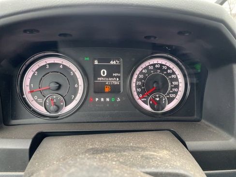 Used 2019 RAM 1500 Tradesman w/ Power & Remote Entry Group image 11