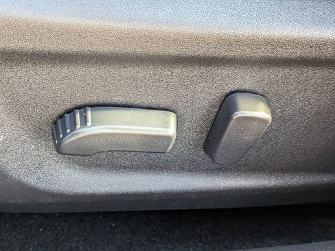 Used 2025 Nissan Altima 2.5 SV image 21