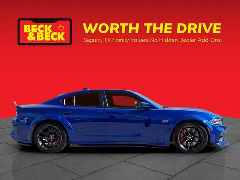 Used 2022 Dodge Charger Scat Pack image 4