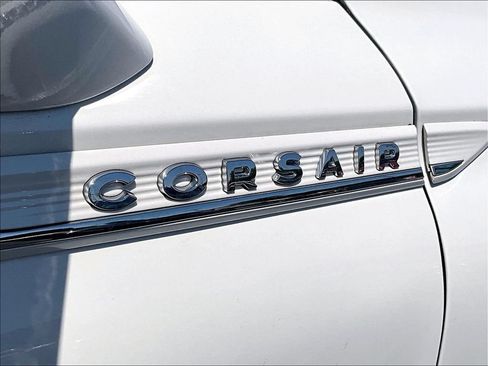 Used 2022 Lincoln Corsair Reserve AWD/4WD image 8