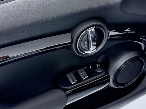 Certified 2023 MINI Cooper S FWD image 21