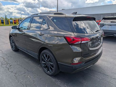 Used 2024 Chevrolet Equinox RS AWD/4WD image 5