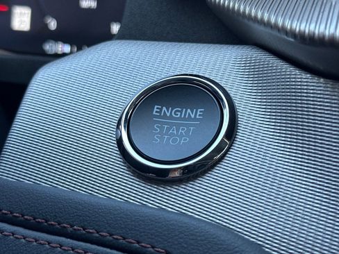 New 2026 Ford Explorer Active RWD image 24