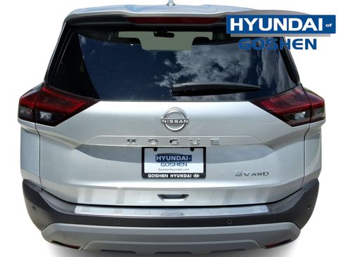 Used 2023 Nissan Rogue SV AWD/4WD image 7