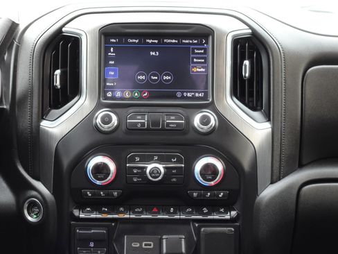 Used 2020 GMC Sierra 1500 Denali w/ Denali Ultimate Package image 15