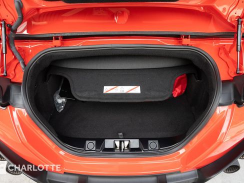 Used 2024 Ferrari Roma Spider RWD image 40