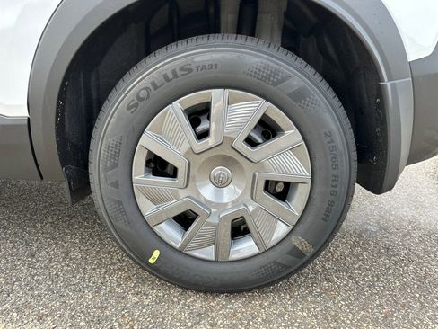 New 2026 Nissan Kicks S FWD image 19