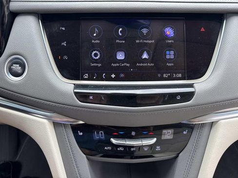 Used 2022 Cadillac XT5 Premium Luxury w/ Technology Package FWD image 25