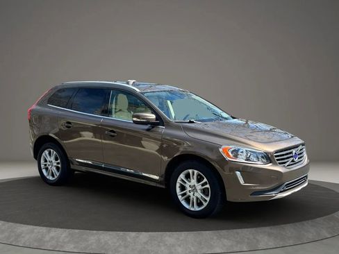 Used 2015 Volvo XC60 T5 AWD/4WD image 2