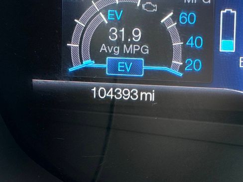 Used 2018 Ford Fusion SE FWD image 42