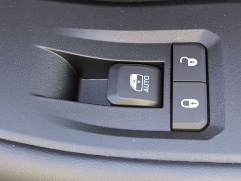 New 2025 Jeep Grand Cherokee Laredo RWD image 38