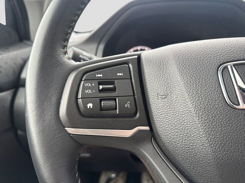 Used 2025 Honda Ridgeline RTL image 8