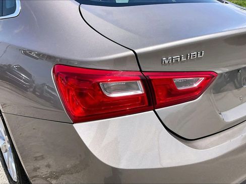 Used 2023 Chevrolet Malibu LT FWD image 20