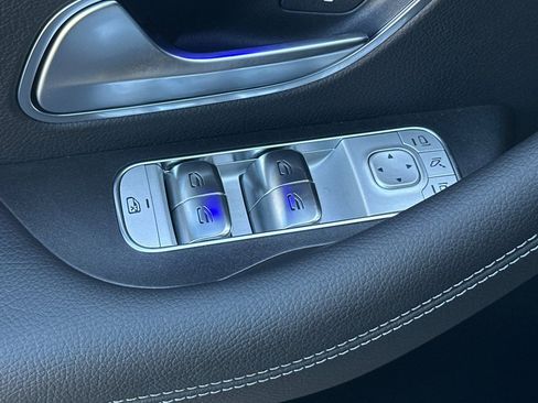 New 2025 Mercedes-Benz GLS 580 4MATIC image 23