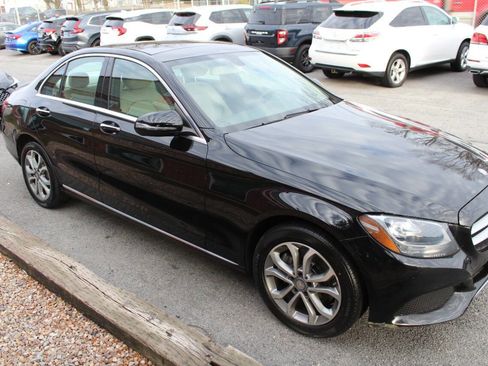 Used 2016 Mercedes-Benz C 300 4MATIC Sedan image 5
