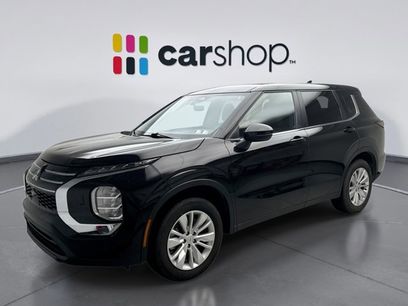 Used 2025 Mitsubishi Outlander ES