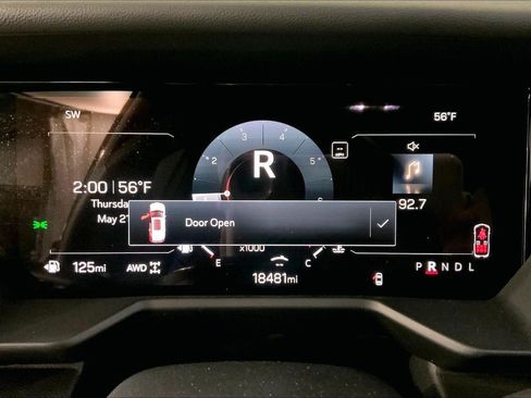 Used 2025 GMC Acadia Elevation AWD/4WD image 20