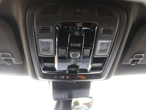New 2026 GMC Yukon XL Denali Ultimate AWD/4WD image 25