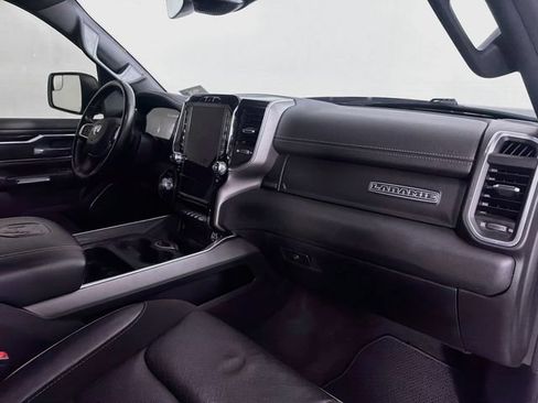 Used 2022 RAM 1500 Laramie w/ Night Edition AWD/4WD image 31