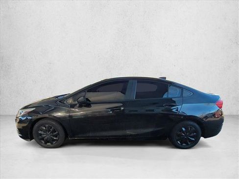 Used 2017 Chevrolet Cruze LS image 8