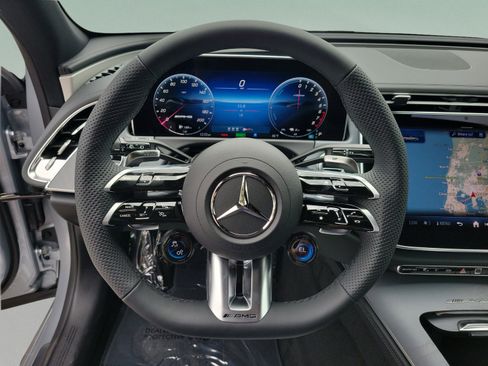 New 2026 Mercedes-Benz E 53 AMG e 4MATIC Wagon image 21