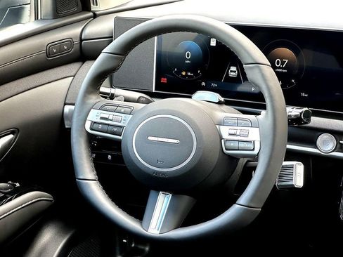 New 2026 Hyundai Tucson Limited FWD image 24