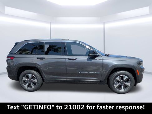 Used 2022 Jeep Grand Cherokee Limited 4xe AWD/4WD image 2