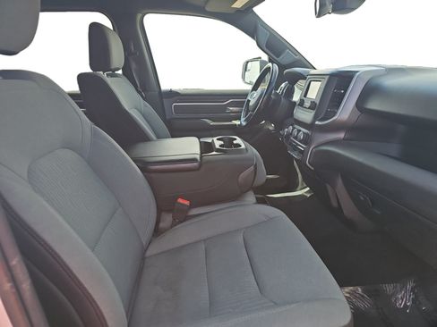 Used 2022 RAM 1500 Big Horn AWD/4WD image 17