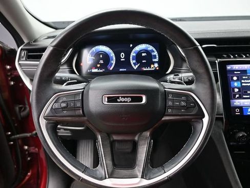 Used 2022 Jeep Grand Cherokee L Limited AWD/4WD image 30