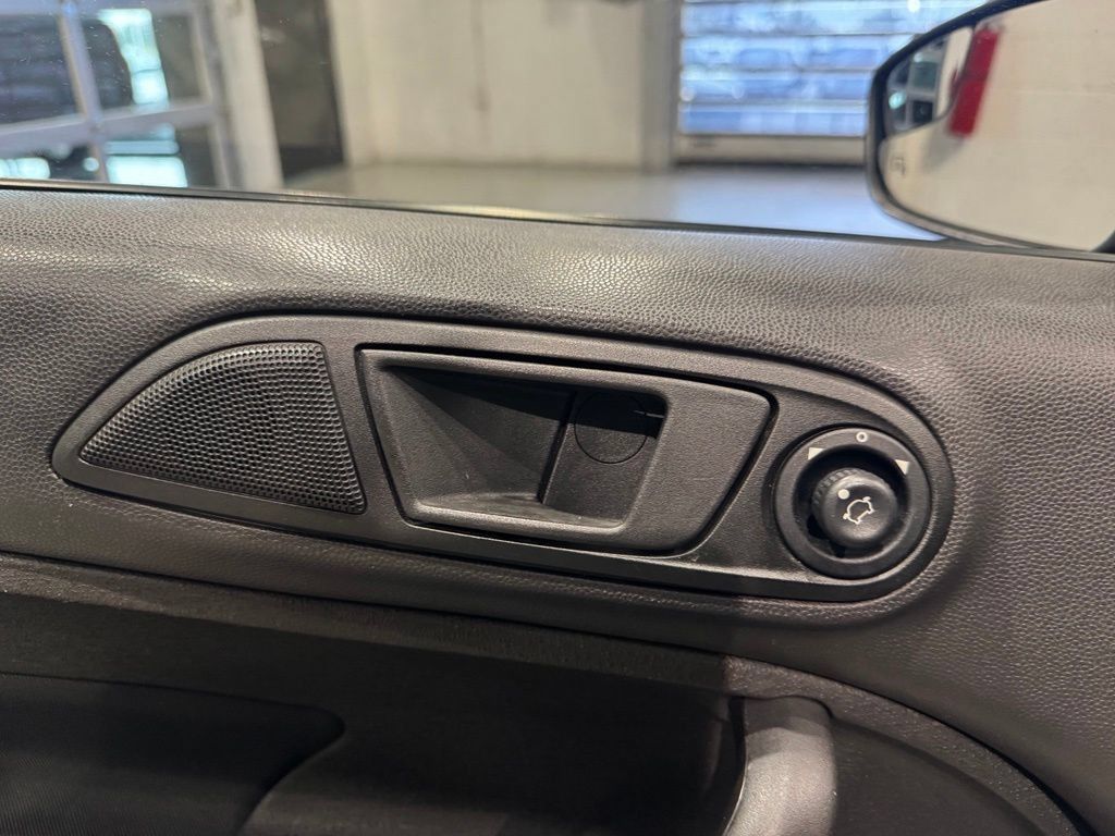 Used 2017 Ford Fiesta SE w/ Cold Weather Package FWD image 14