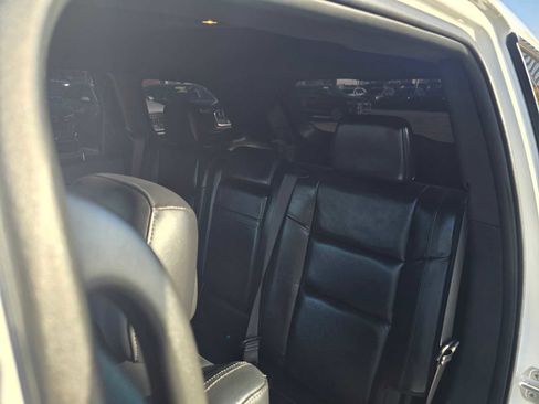 Used 2022 Jeep Grand Cherokee Limited image 19