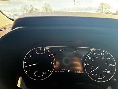 Used 2021 Nissan Rogue SL w/ Premium Package image 9