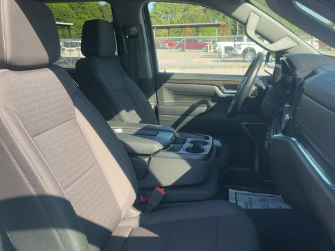 Used 2025 Chevrolet Silverado 1500 LT RWD image 33
