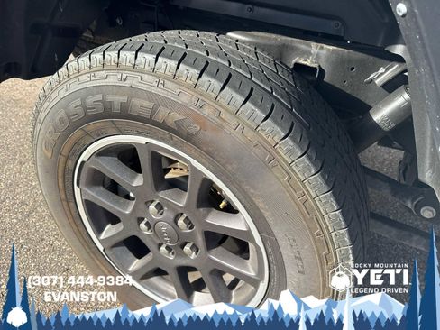 Used 2022 Jeep Gladiator Overland w/ Popular Equipment Package image 10