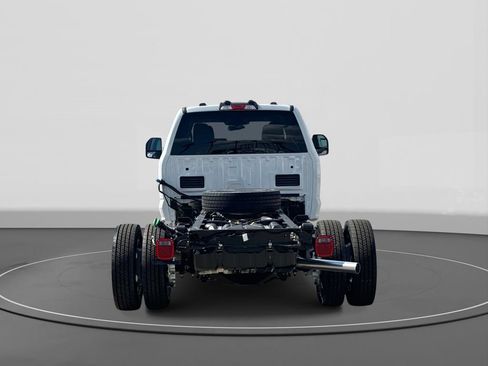 New 2026 Ford F550 2WD Supercab Super Duty w/ XLT Value Package image 5