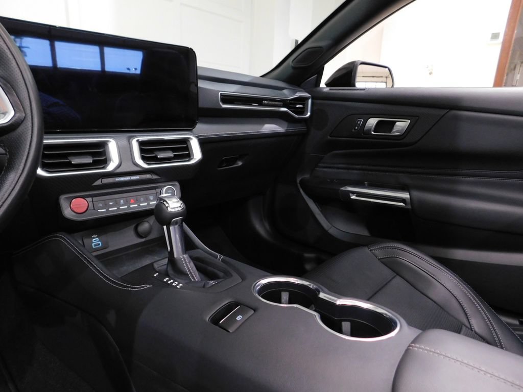 Used 2025 Ford Mustang GT Premium RWD image 71