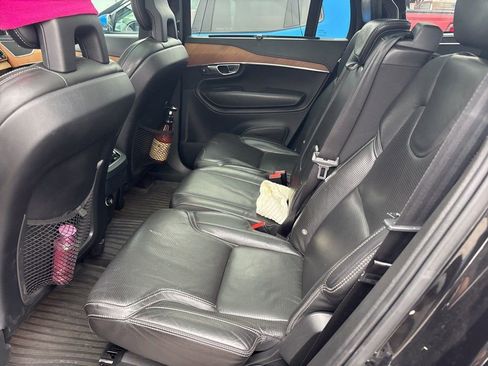 Used 2016 Volvo XC90 T6 Inscription w/ Vision Package image 7