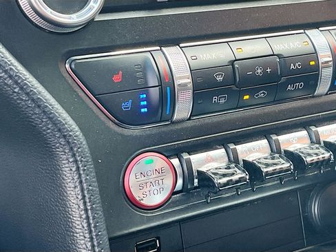 Used 2022 Ford Mustang GT Premium image 15