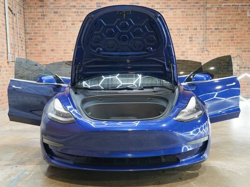 Used 2020 Tesla Model 3 Standard Range Plus RWD image 22