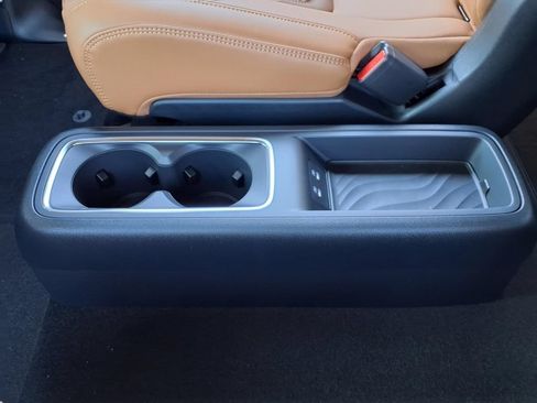 New 2026 Nissan Armada SL w/ Captain's Chari Seat Package AWD/4WD image 23