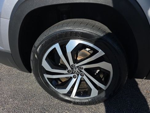 Used 2023 Volkswagen Atlas SEL image 8