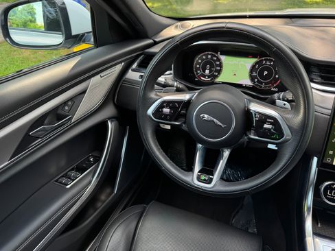 Used 2021 Jaguar XF R-Dynamic SE image 57