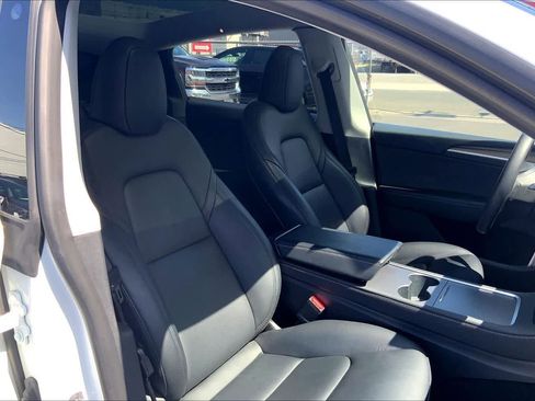 Used 2023 Tesla Model Y Long Range AWD/4WD image 13