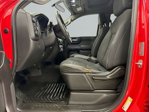 Used 2019 Chevrolet Silverado 1500 Custom Trail Boss w/ Custom Convenience Package image 10