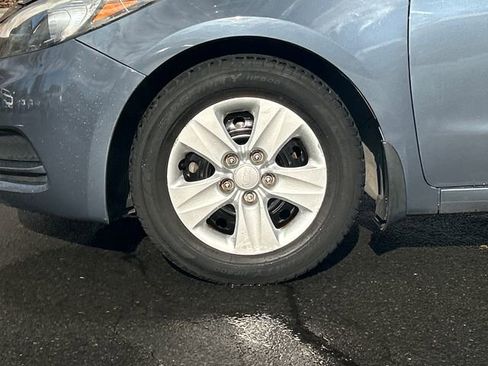 Used 2016 Kia Forte LX image 24