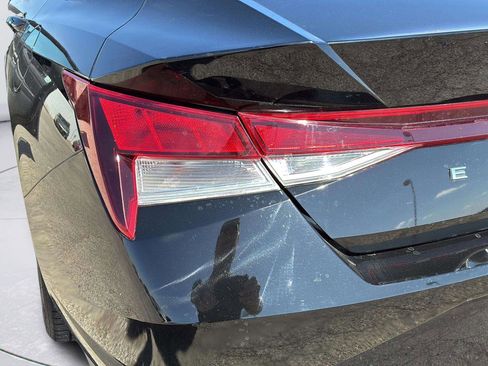Used 2021 Hyundai Elantra SEL FWD image 22