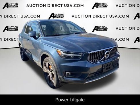 Used 2020 Volvo XC40 T5 Inscription image 5