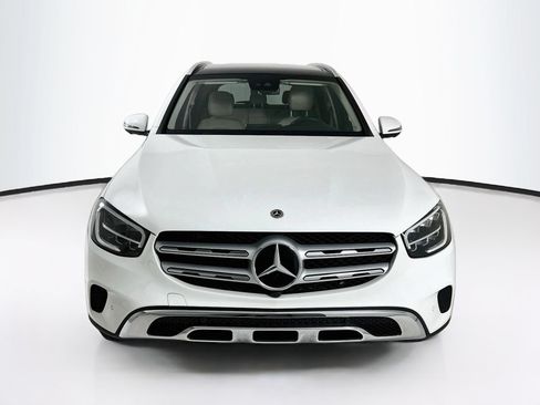 Certified 2022 Mercedes-Benz GLC 300 image 2